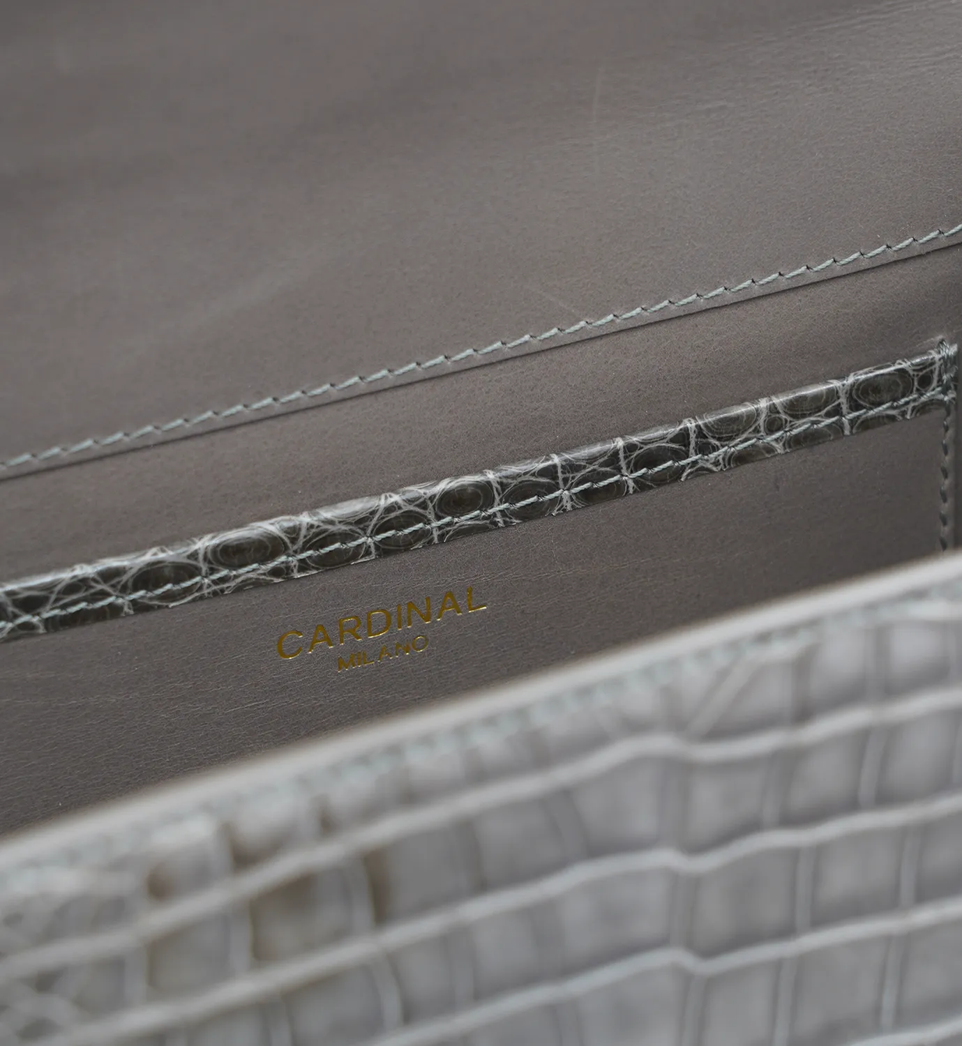 Cardinal Milano First Lady borsa taupe alligatore lucido