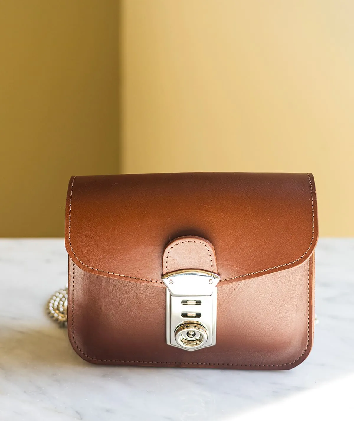 Figus Minipatch miniborsa pelle cuoio con catena
