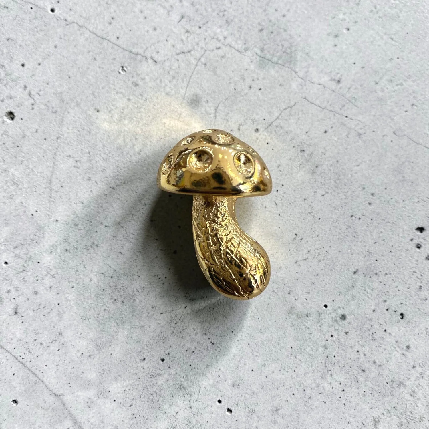 Figus Orecchini Funghetto Gold minimal fatti a mano