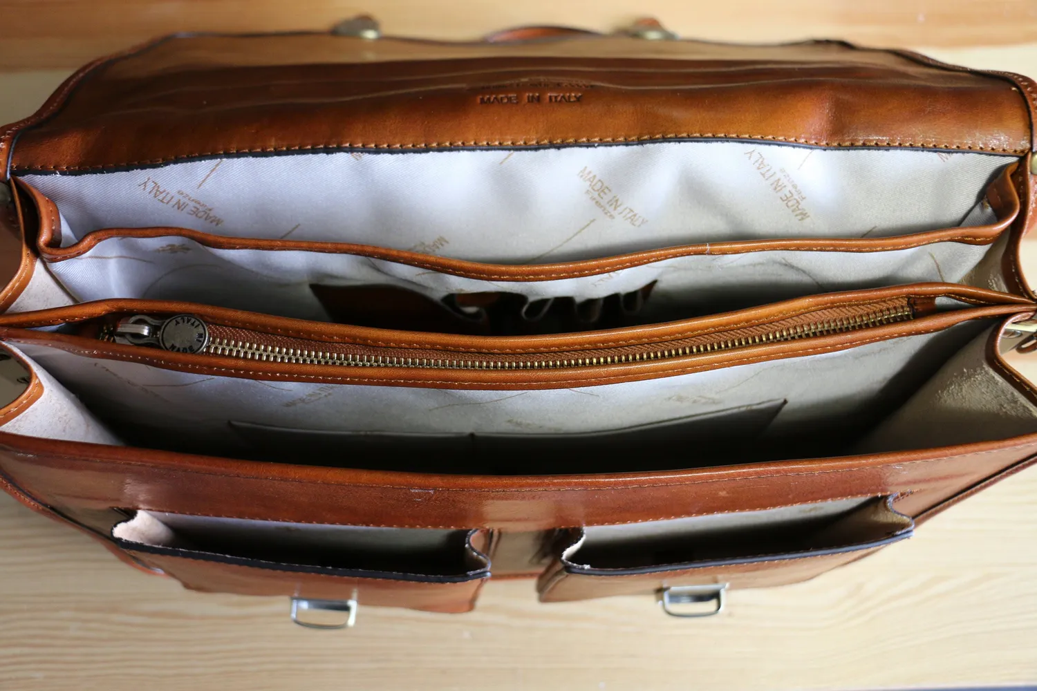 Aigin Milano Cartella Zaino Pelle Convertibile Porta Laptop