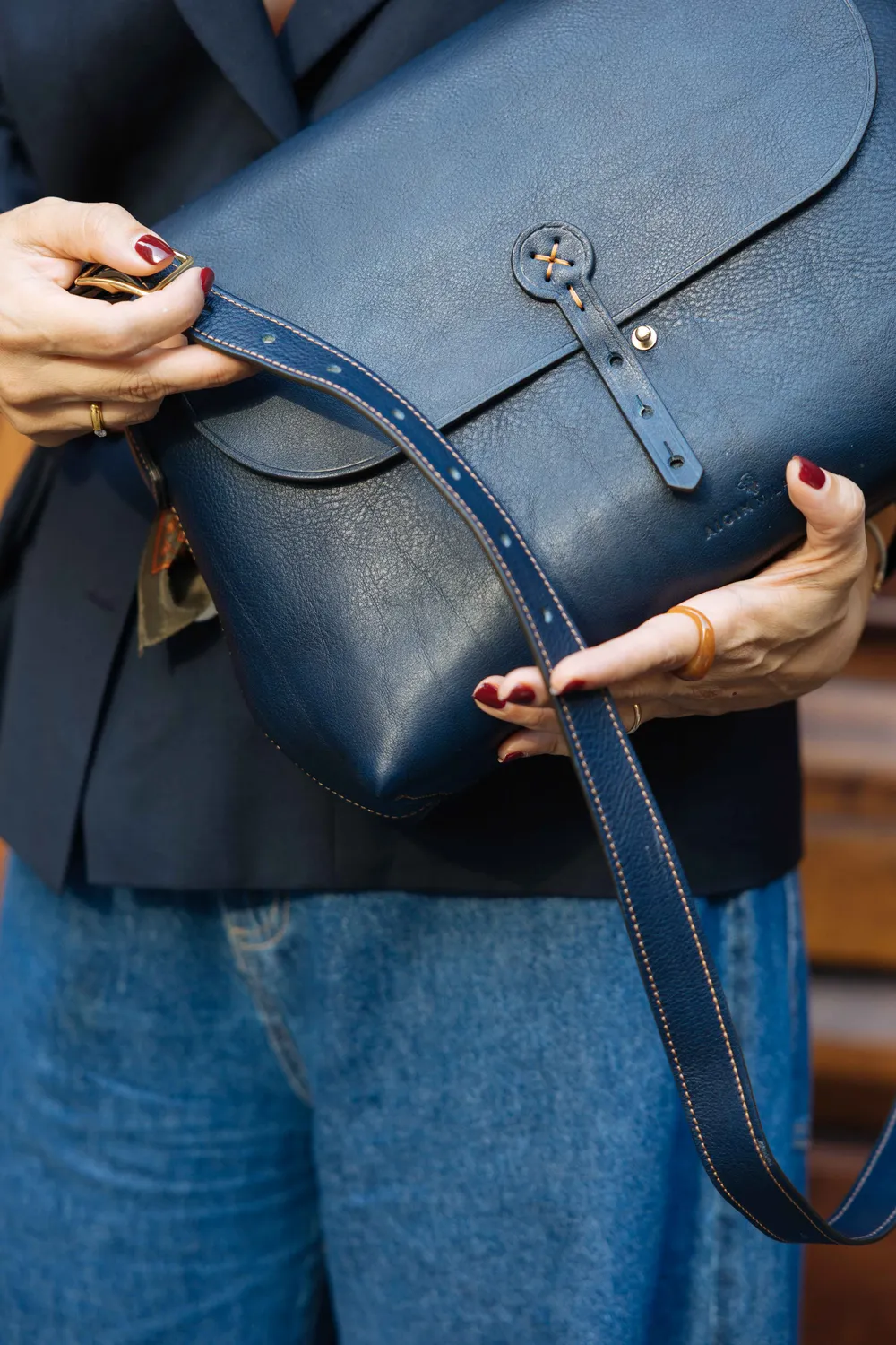 Aigin Milano Borsa Tracolla in Pelle Miele pieno fiore