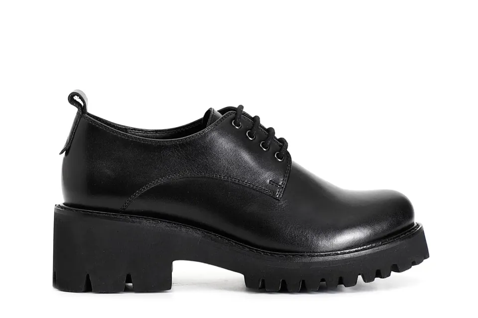 CafèNoir Derby Donna in Pelle Nera Tacco 55mm Carrarmato