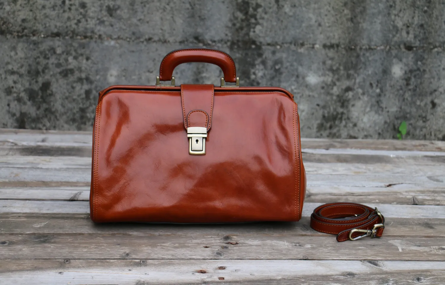 Aigin Milano Borsa da Dottore in Pelle Nera concia vegetale
