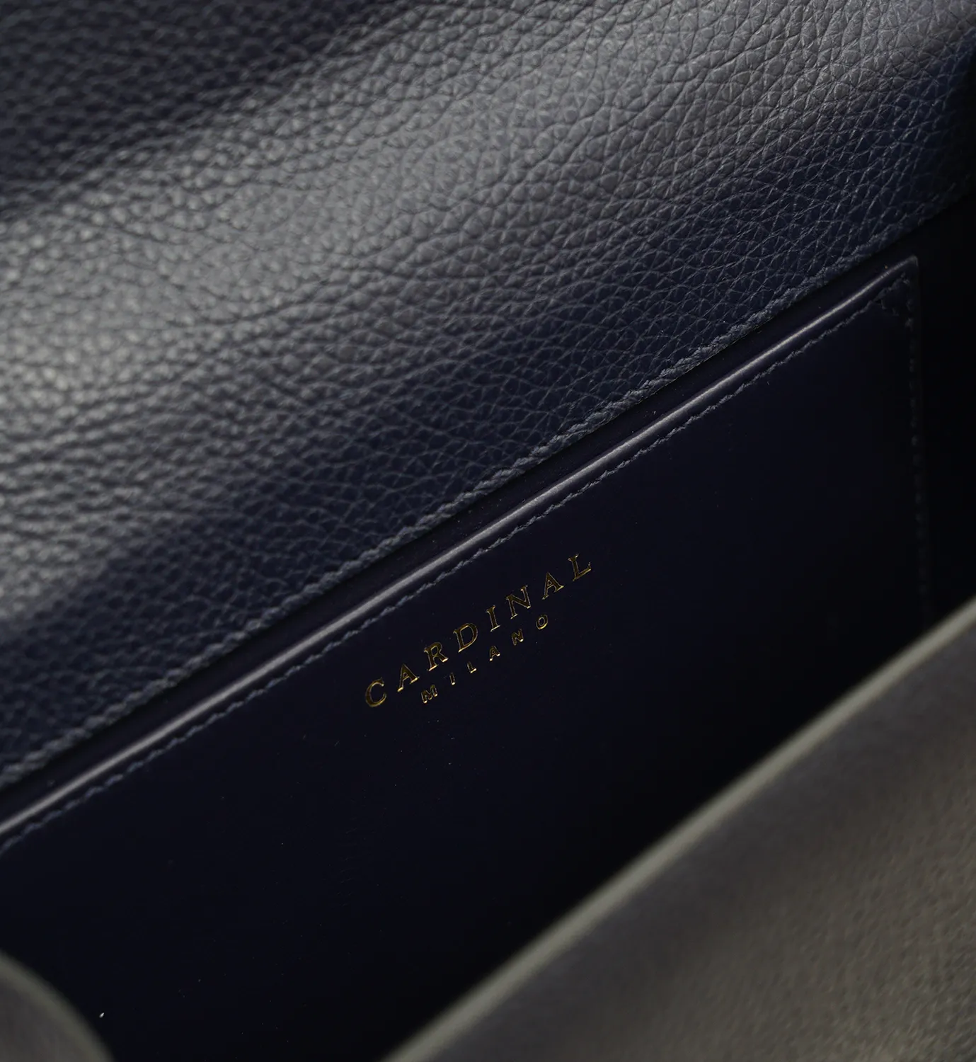 Cardinal Milano First Lady borsa pelle blu navy martellata