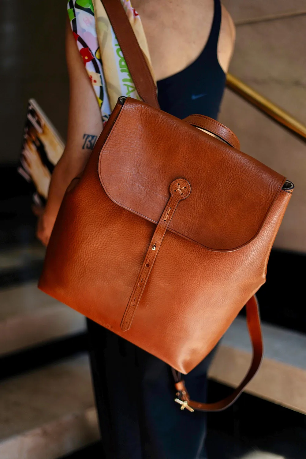 Aigin Milano Zaino Pelle Naturale Porta PC Ottone