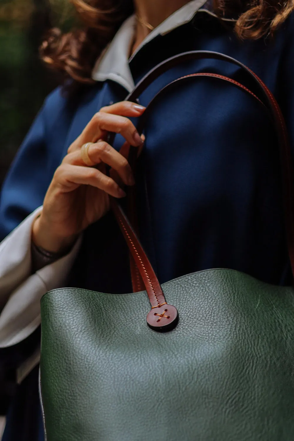Aigin Milano The Shoulder Bag borsa a spalla miele