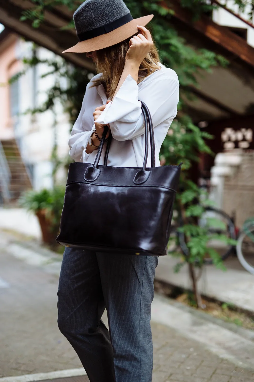 Aigin Milano Borsa a Mano Marrone Chiaro Pelle 40 cm