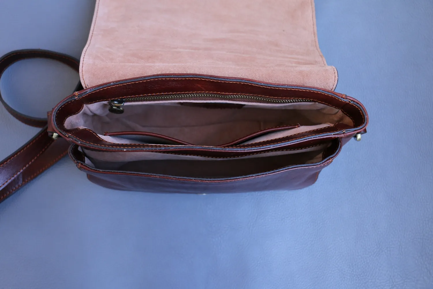 Aigin Milano Messenger Borsa a Tracolla Marrone Chiaro Pelle