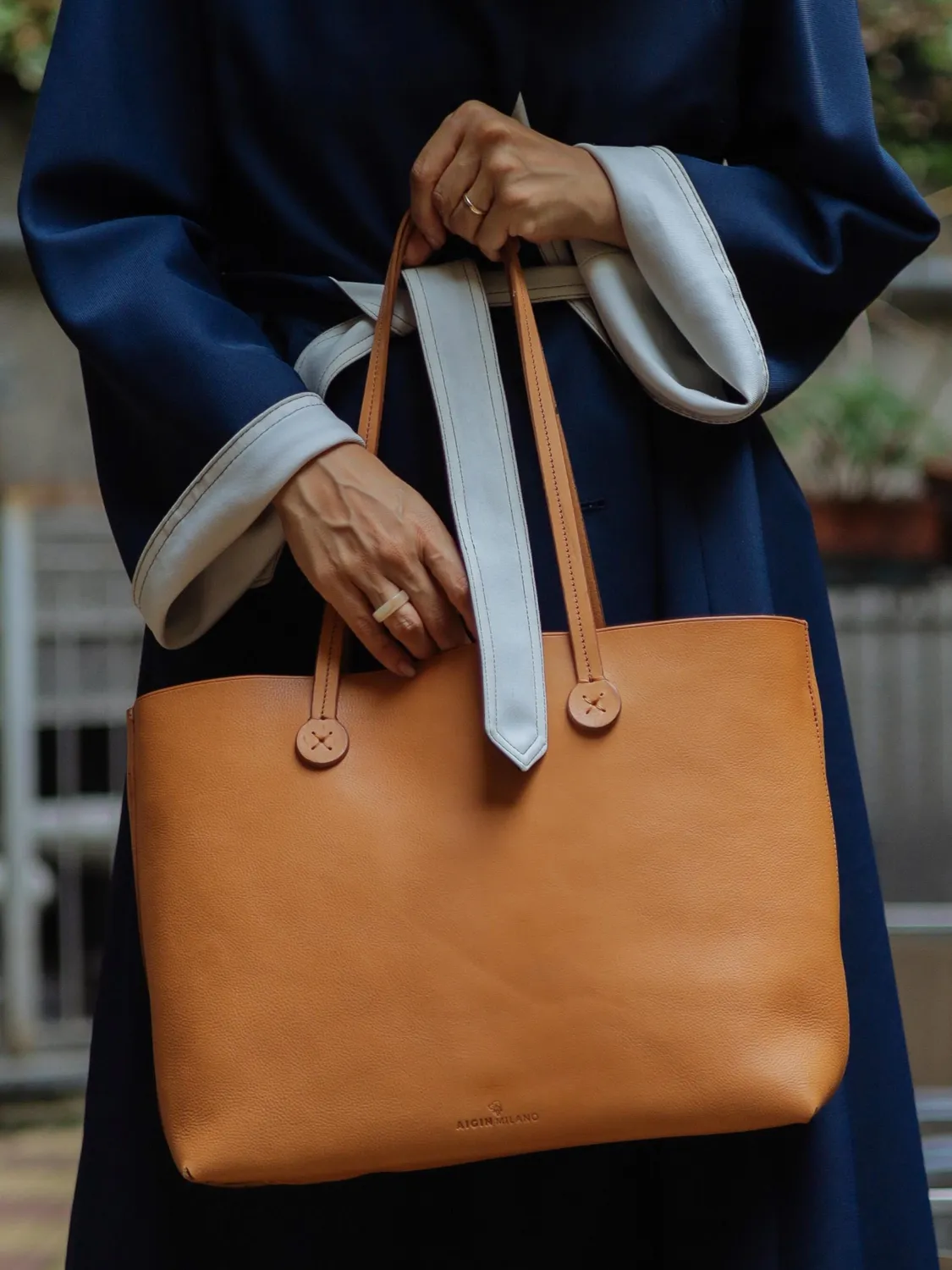 Aigin Milano Borsa Spalla Pelle Miele Pieno Fiore