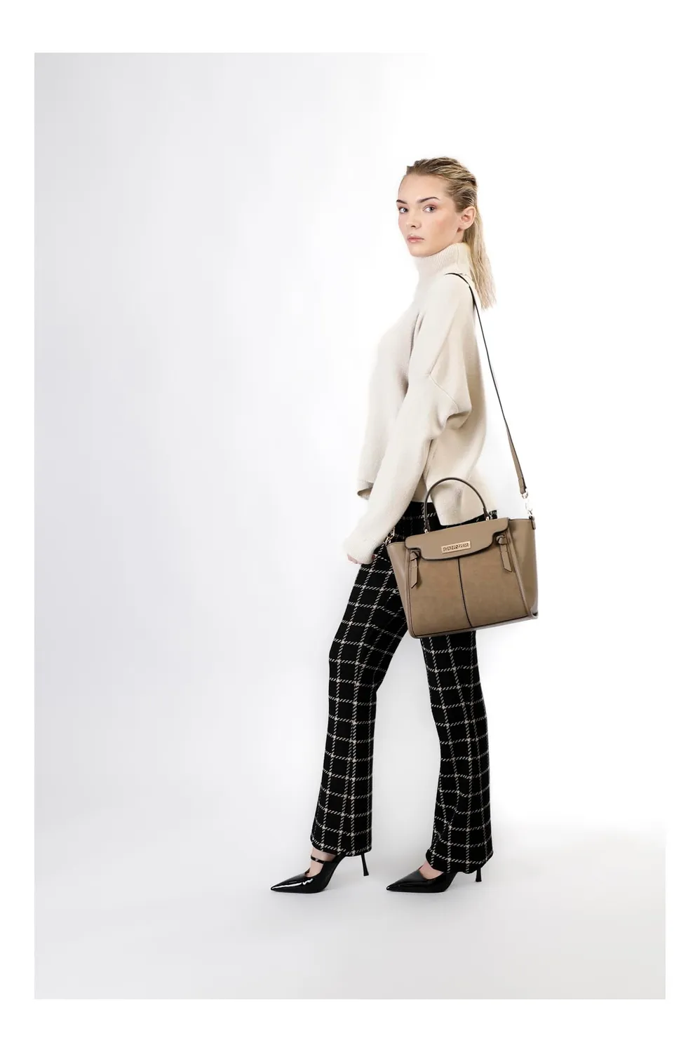 CafèNoir Borsa a Mano con Pattina Suede Donna Nera