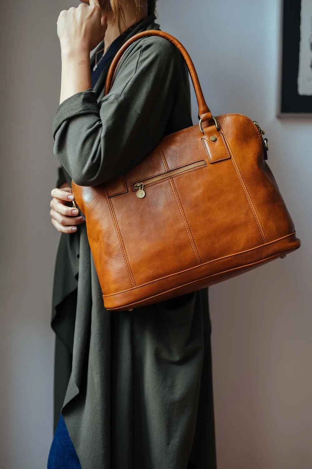 Aigin Milano Borsa a Mano in Pelle Miele pieno fiore