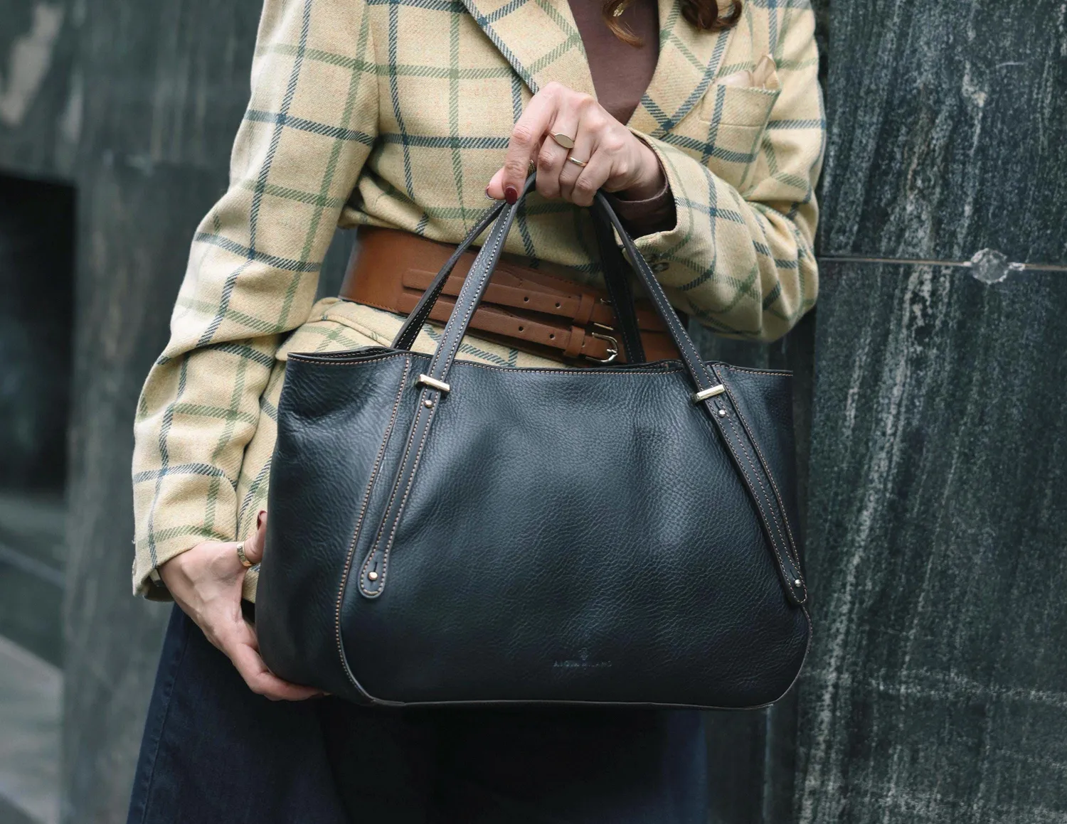 Aigin Milano Everyday Bag borsa pelle blu spalla