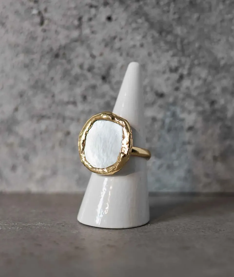 Figus Cornice Gold anello madreperla oro