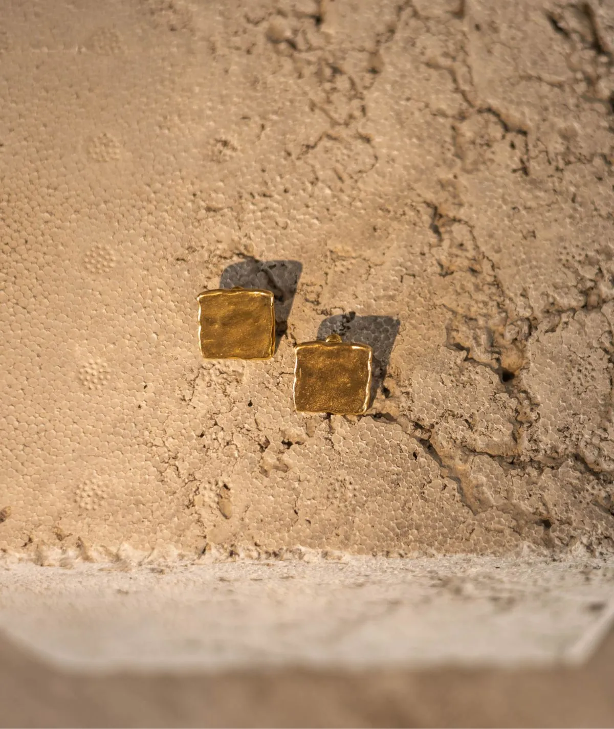 Figus Mignon Quadrato Gold orecchini oro satinato