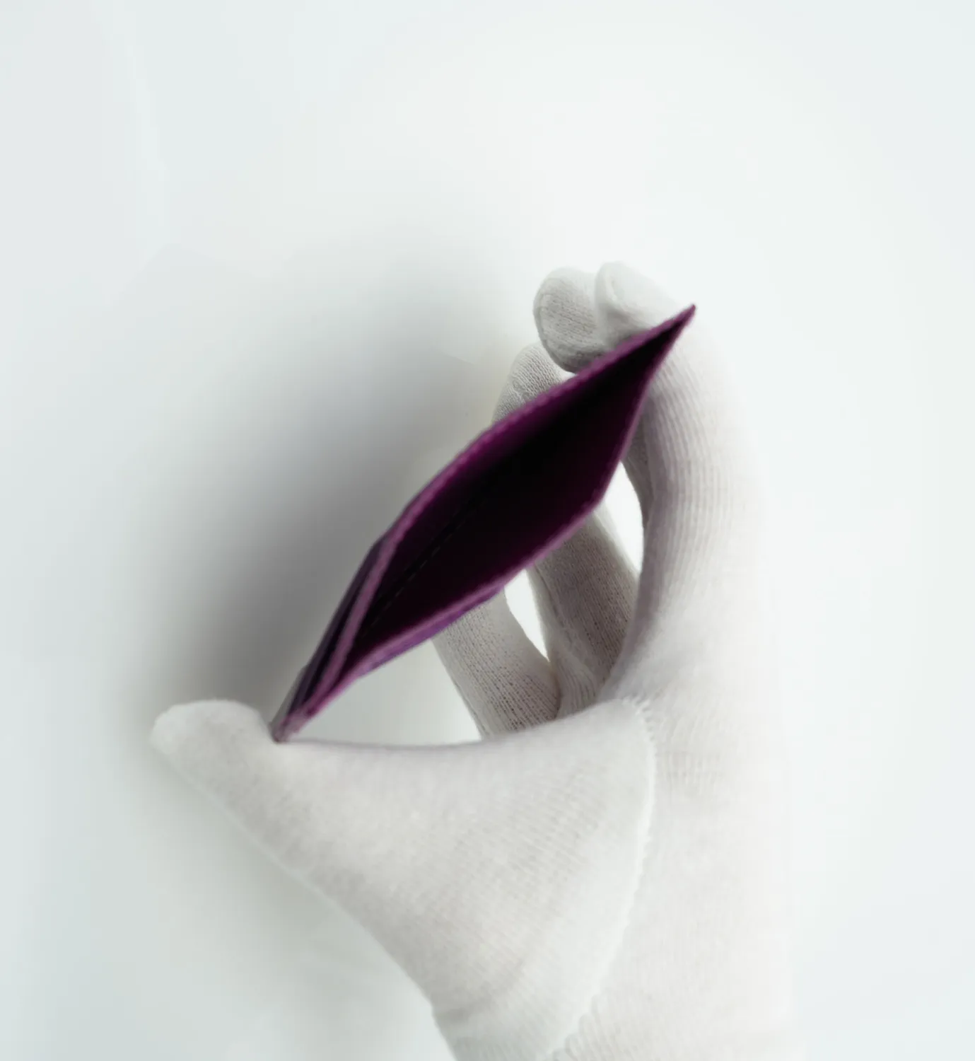 Cardinal Milano Purple Alligator porta carte viola