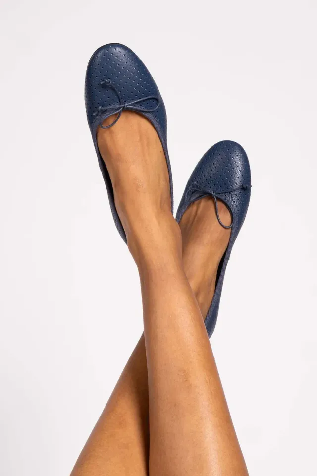 Figus Ballerina ballerine blu nappa vitello traforata