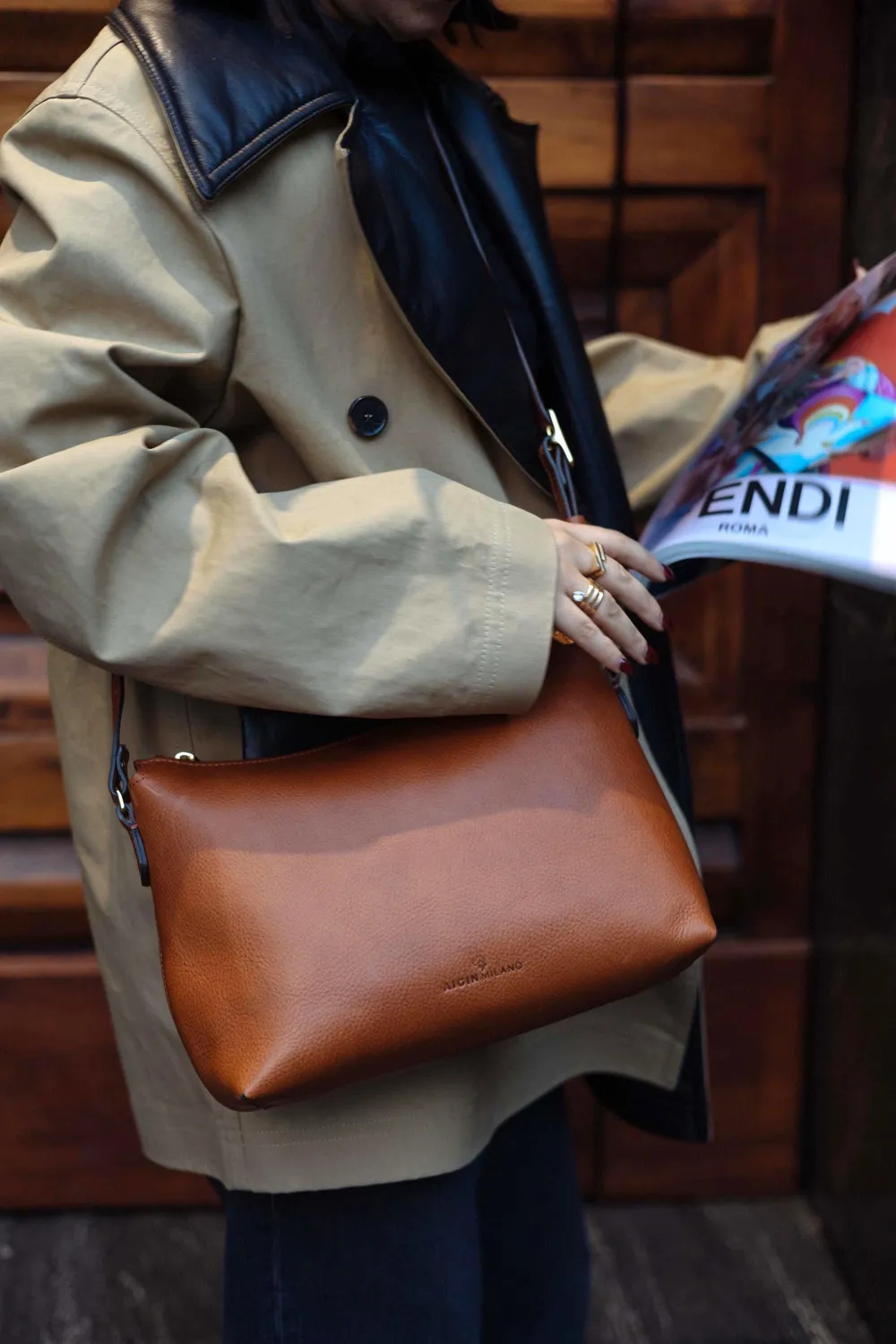 Aigin Milano Minimal borsa tracolla miele pieno fiore