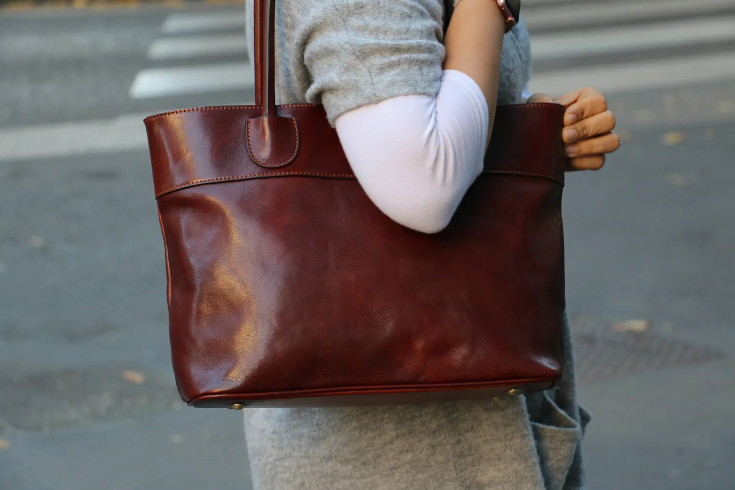 Aigin Milano Borsa a Mano Marrone Chiaro Pelle 40 cm