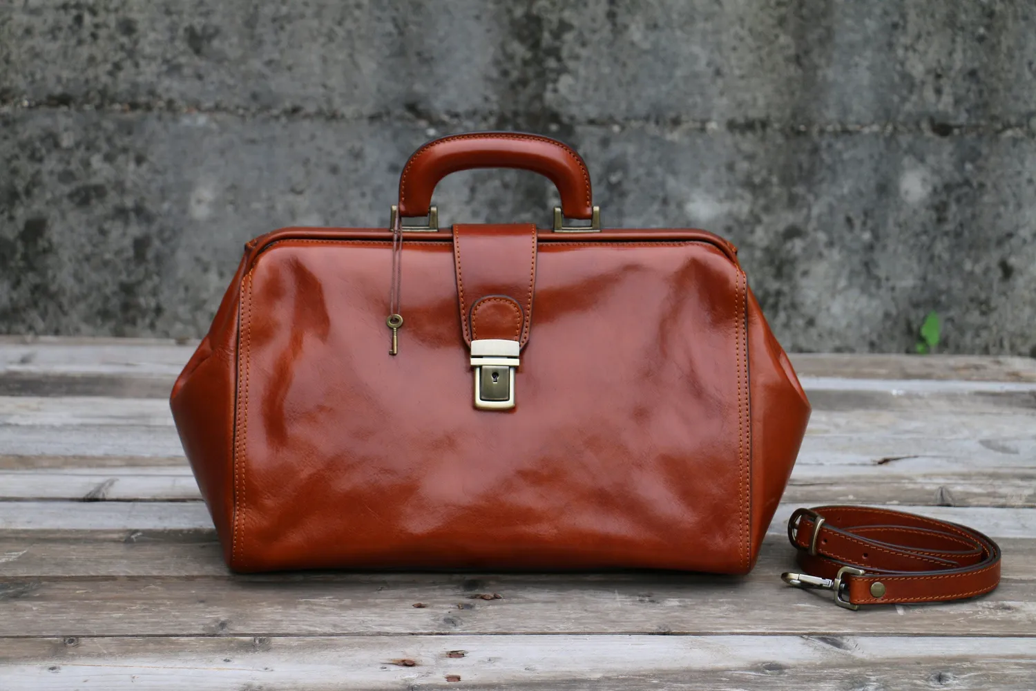 Aigin Milano Borsa da Dottore in Pelle Nera concia vegetale