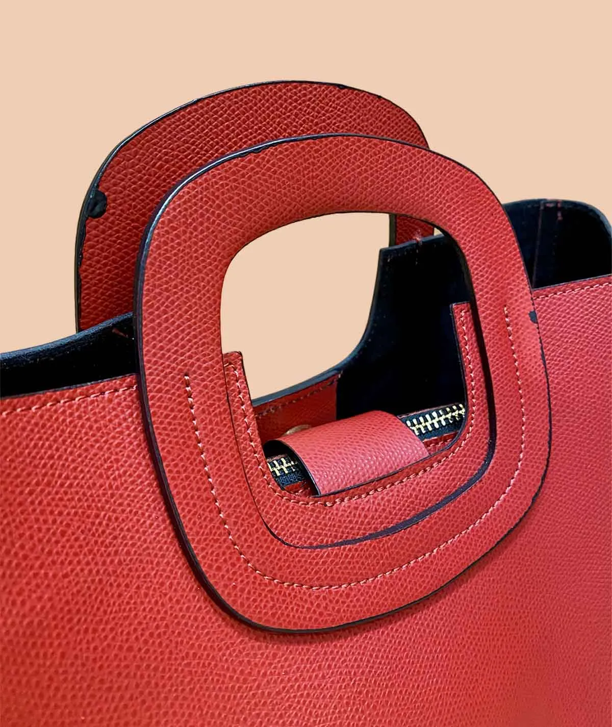 Figus Quadro Second Touch borsa pelle rossa usata