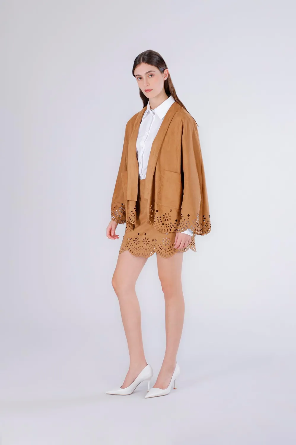 CafèNoir Kimono Orlo Laserato ecosuede fluido