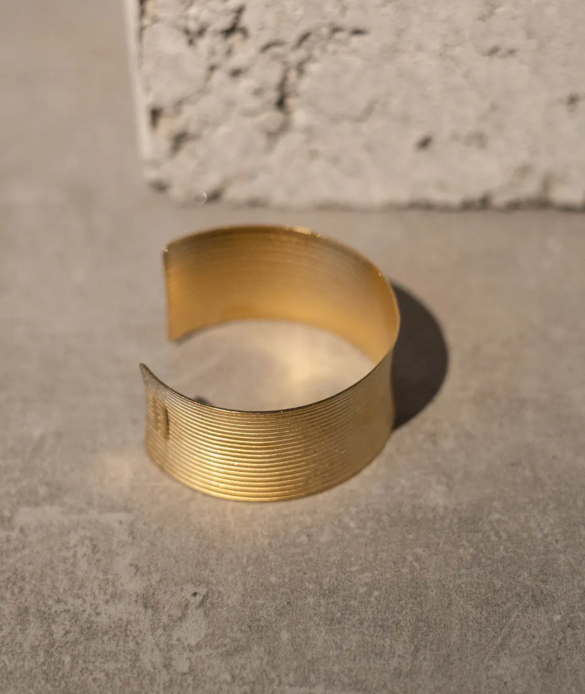 Figus Striped Gold bracciale oro schiava