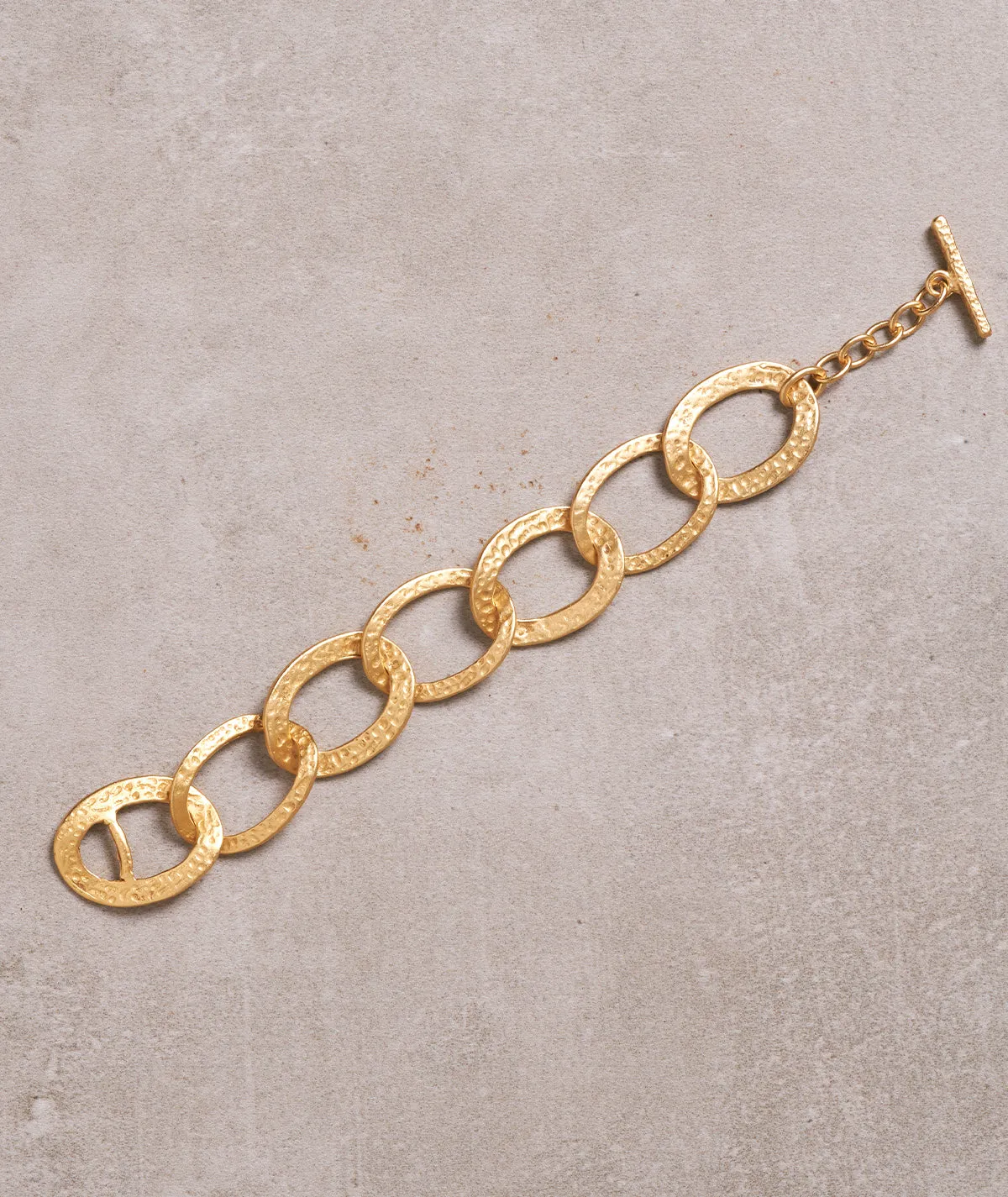 Figus Alice battuto Gold bracciale oro