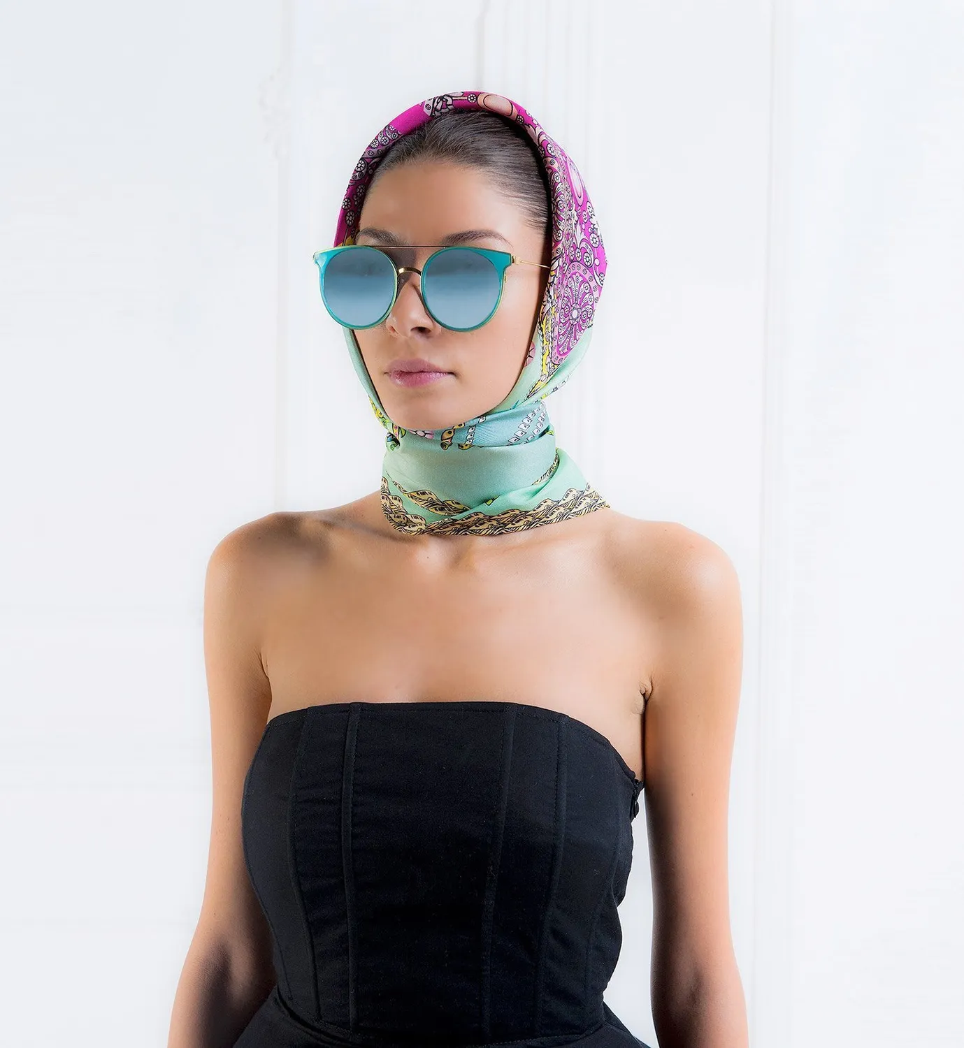 Cardinal Milano The Crown foulard seta acquamarina