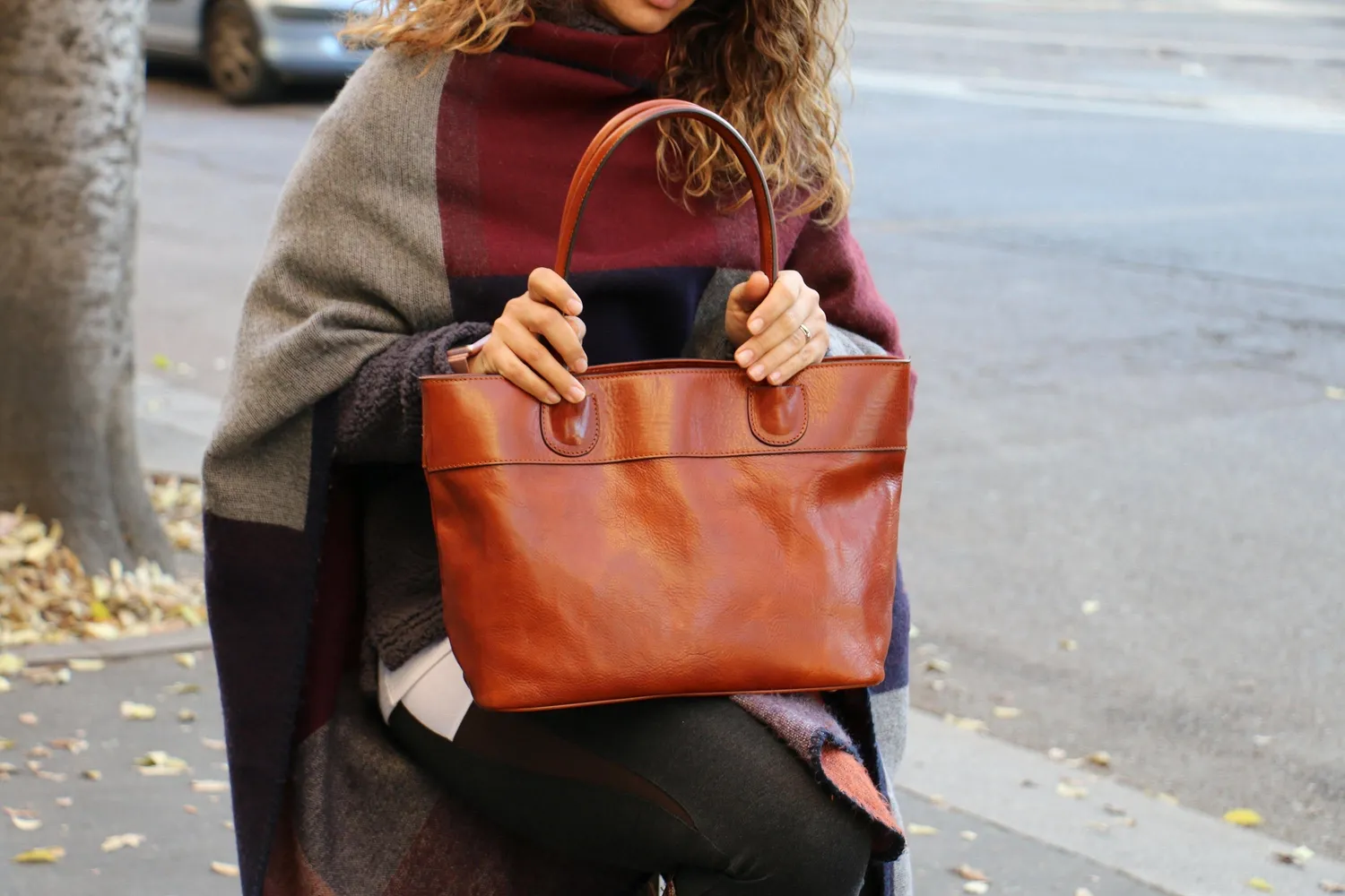 Aigin Milano Borsa a Mano Marrone Chiaro Pelle 40 cm