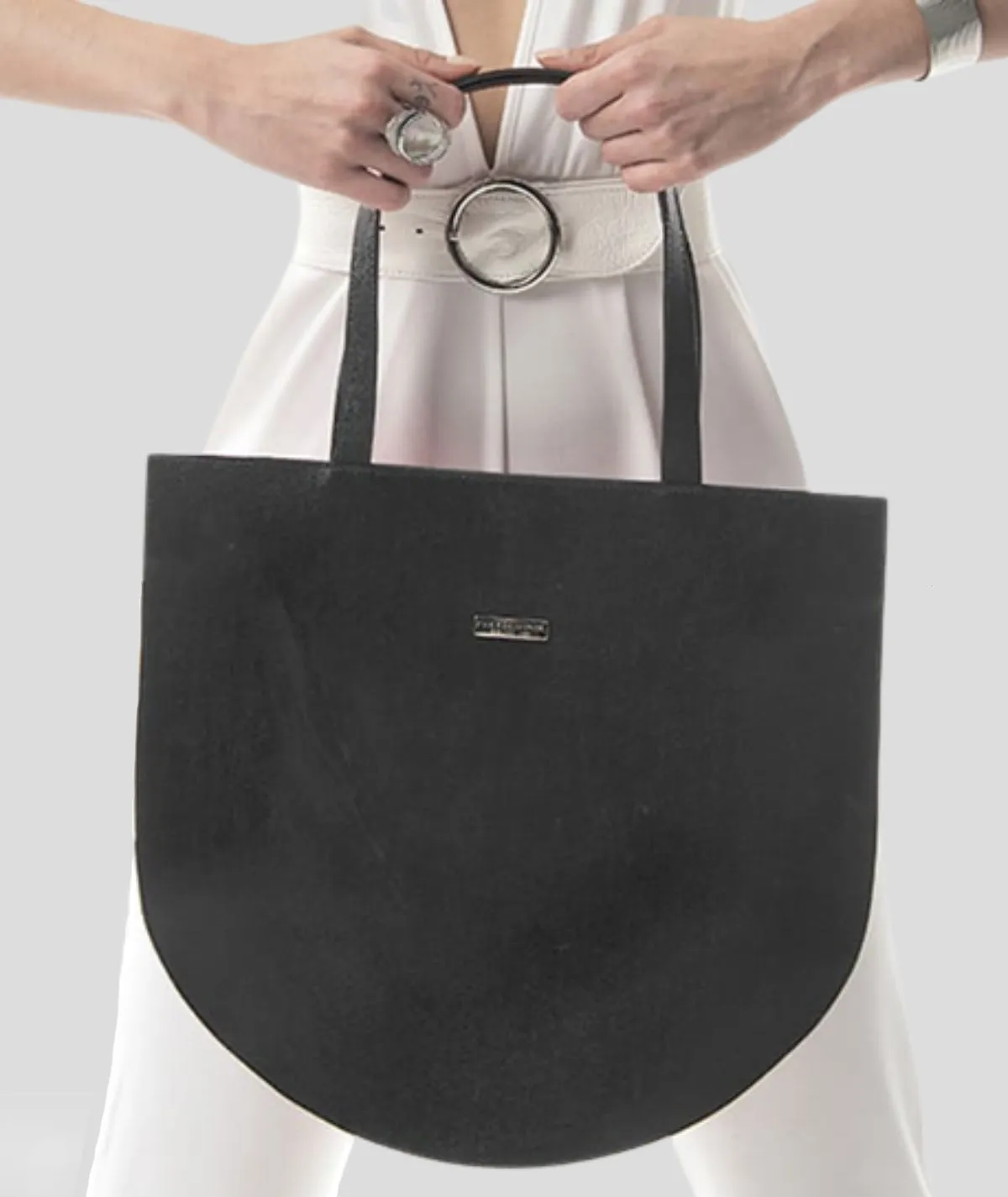Figus 2D Ronde borsa a mano nera piatta