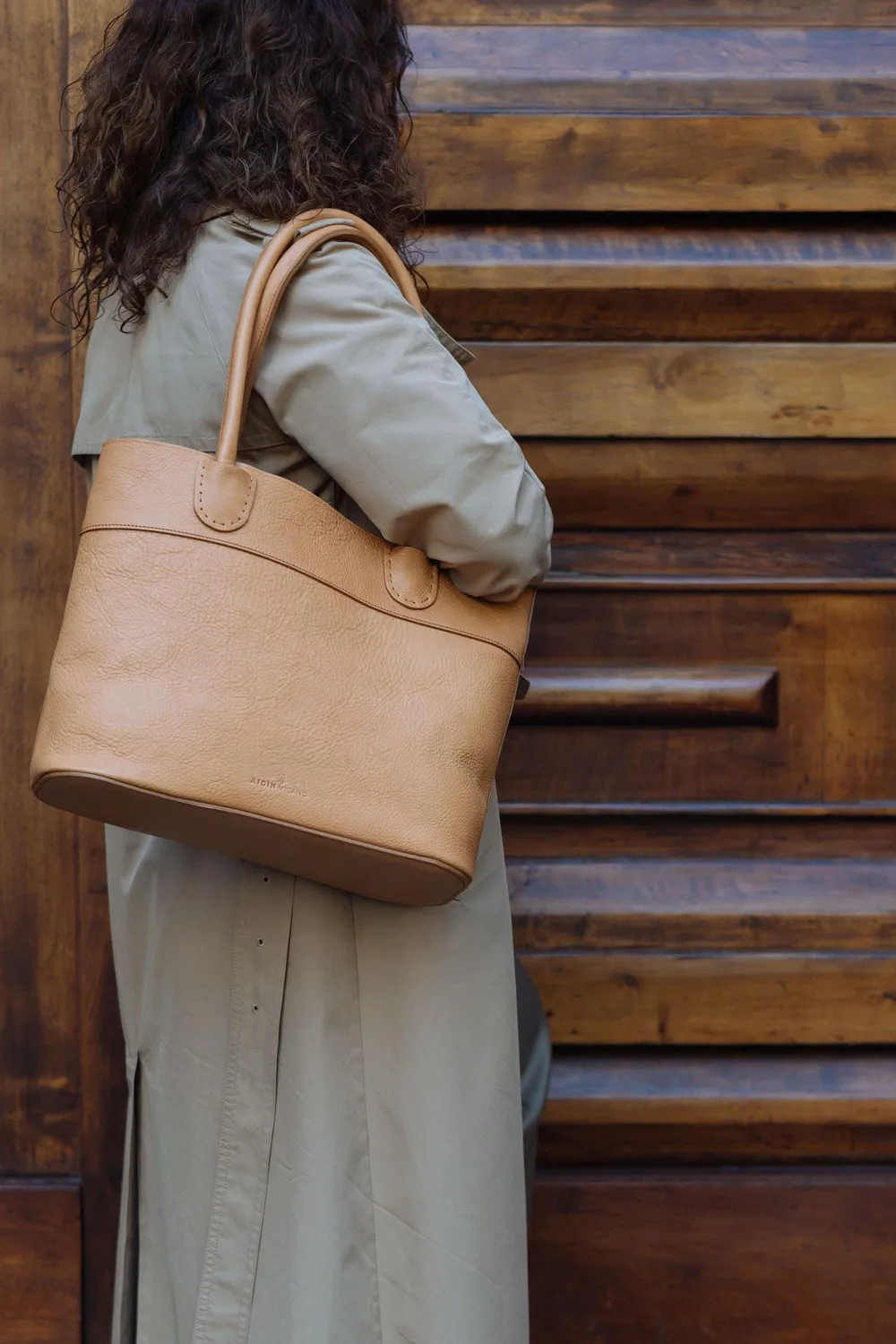 Aigin Milano tote borsa spalla pelle miele grande
