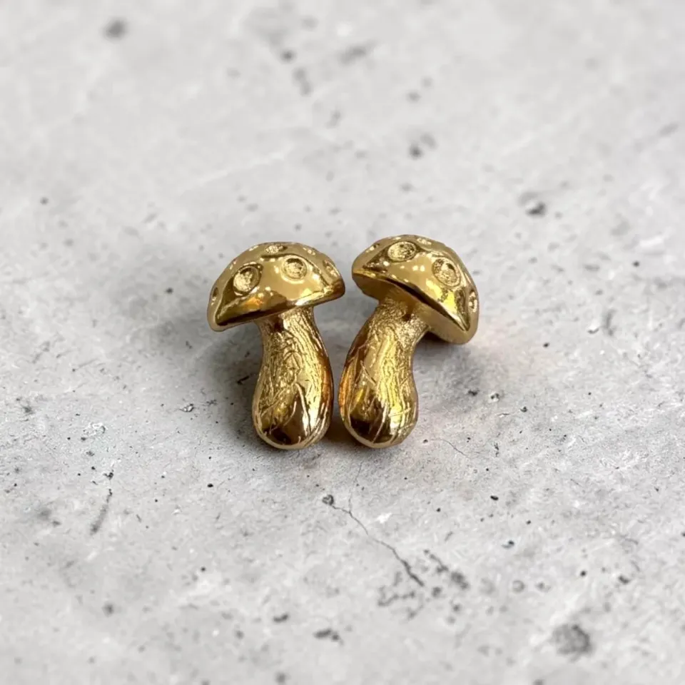 Figus Orecchini Funghetto Gold minimal fatti a mano