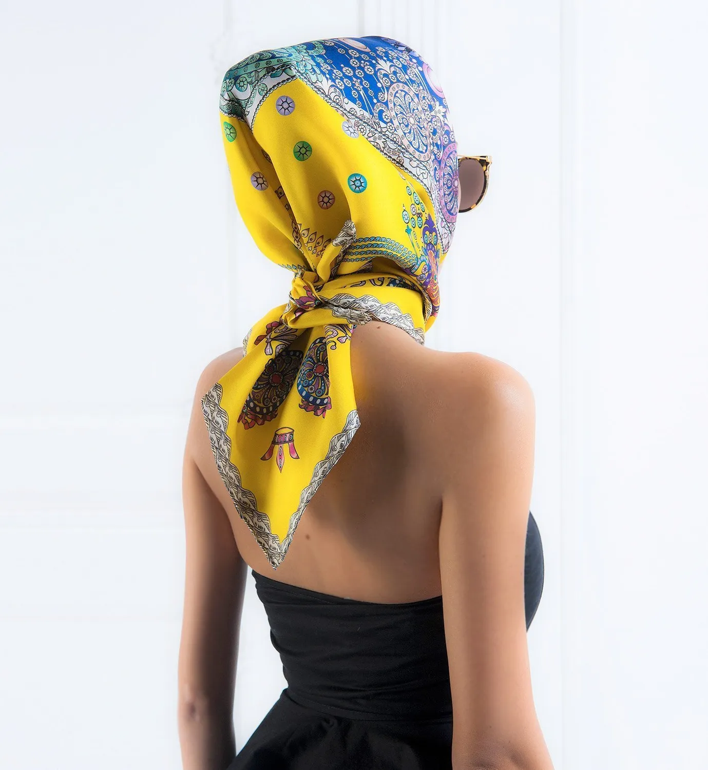 Cardinal Milano The Crown Foulard Seta Giallo