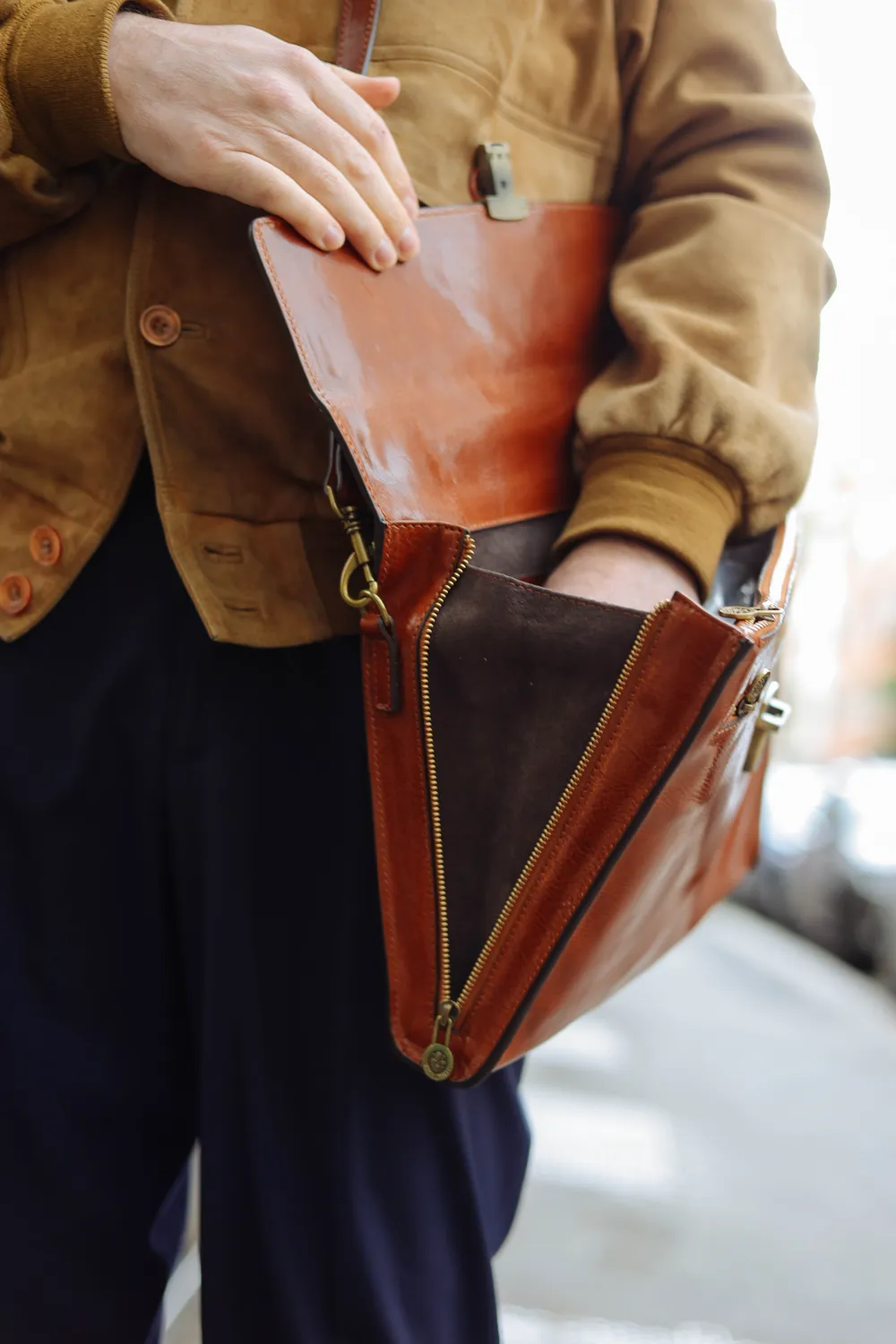 Aigin Milano Leather Briefcase Cartella Pelle Marrone PC