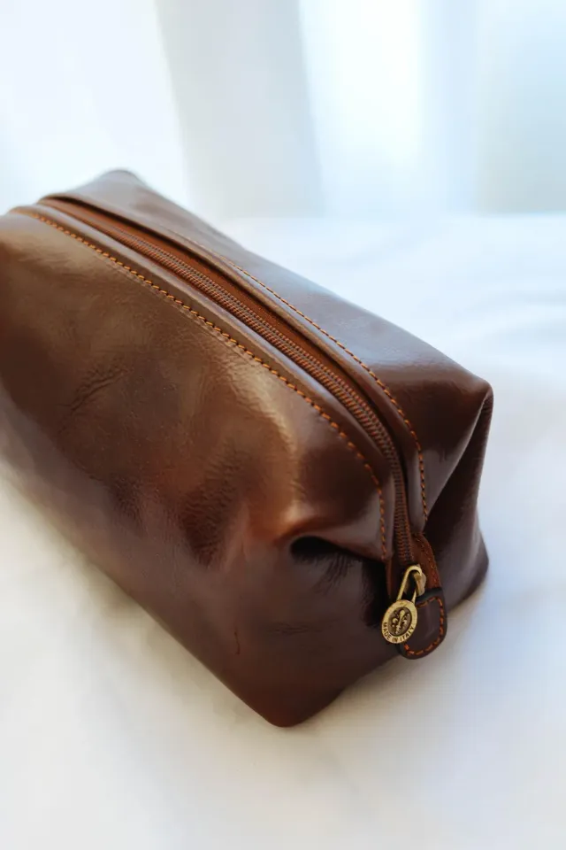 Aigin Milano beauty case viaggio pelle marrone zip