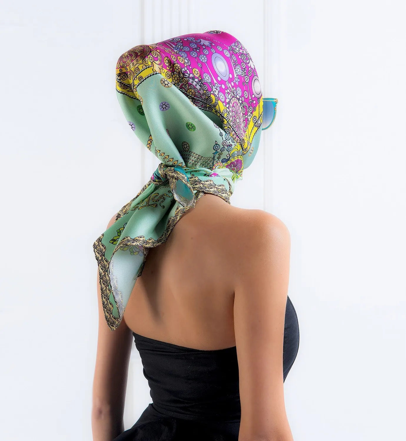 Cardinal Milano The Crown foulard seta acquamarina
