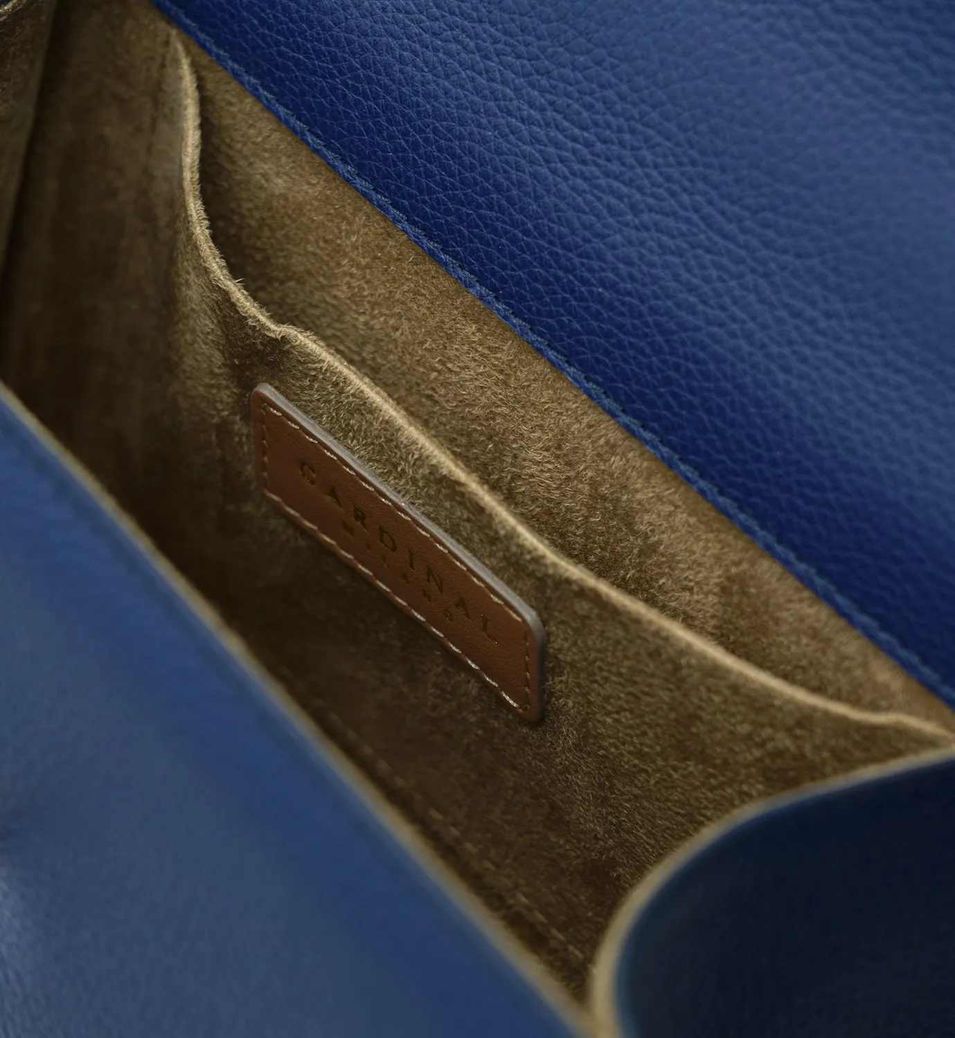 Cardinal Milano First Lady Blue Textured borsa blu martellata