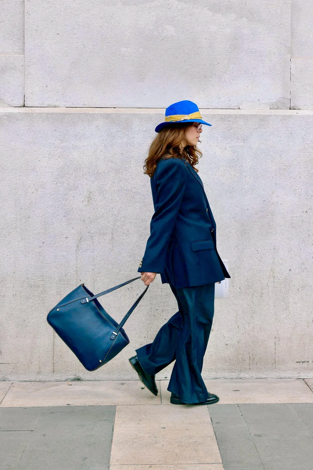 Aigin Milano Borsa Everyday in Pelle Blu pieno fiore