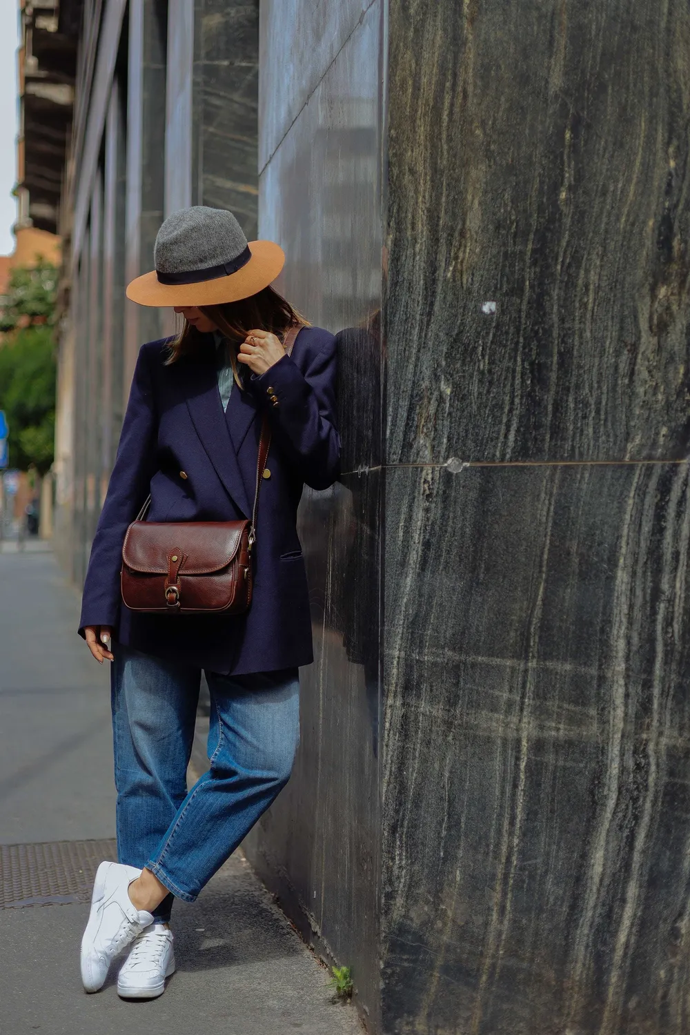 Aigin Milano Crossbody Borsa Pelle Miele Compatta