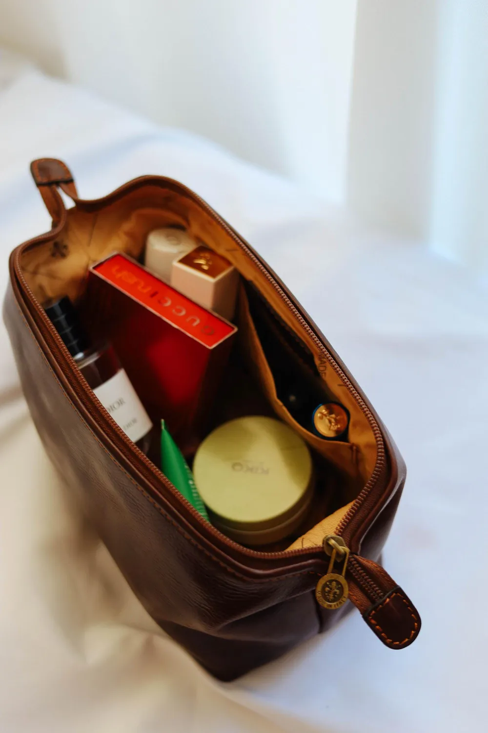 Aigin Milano beauty case viaggio pelle marrone zip