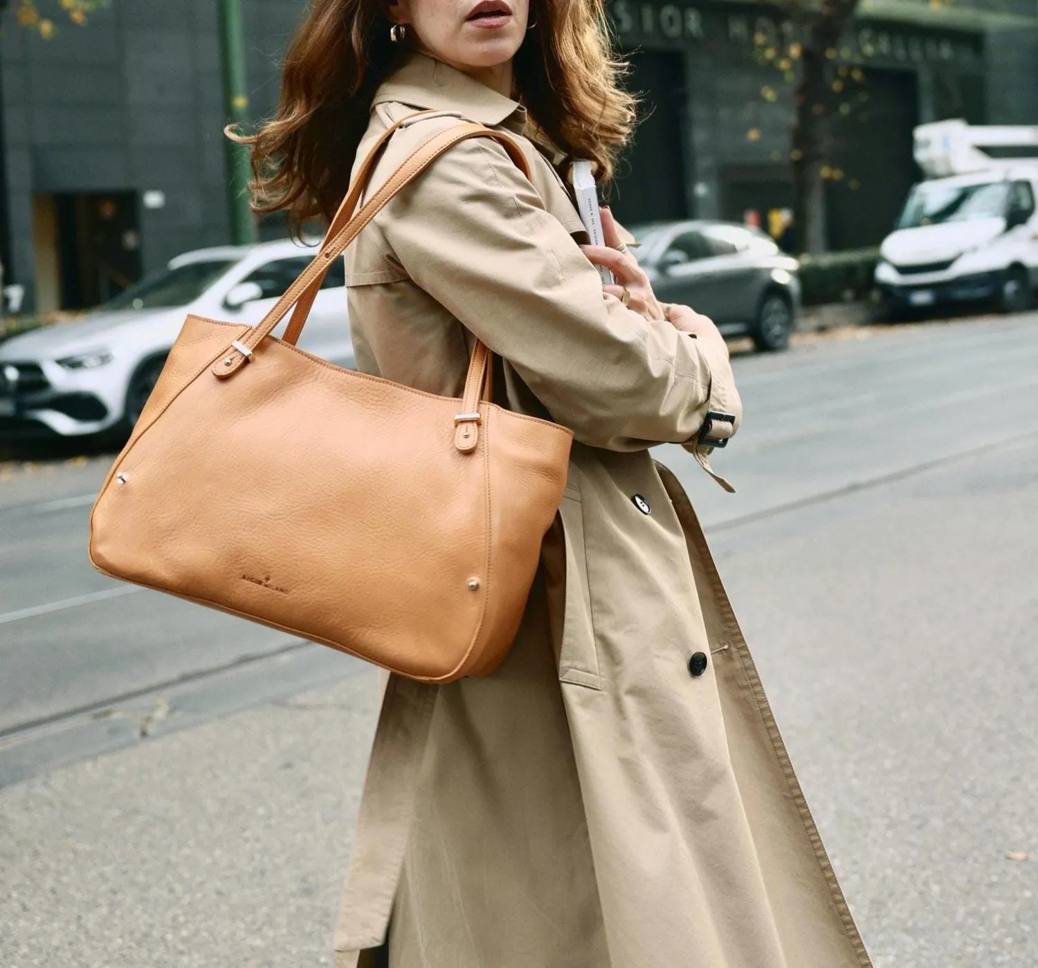 Aigin Milano Everyday Borsa Pelle Miele con Zip